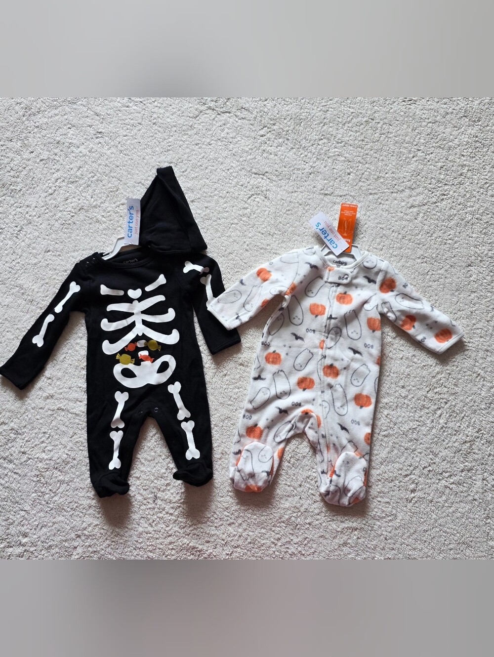 New Halloween baby girl/ boy clothes bundle, skeleton set & ghost footie 3/ 6 Mn
